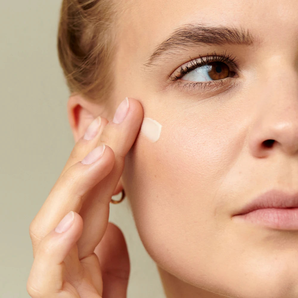No Makeup Foundation Serum