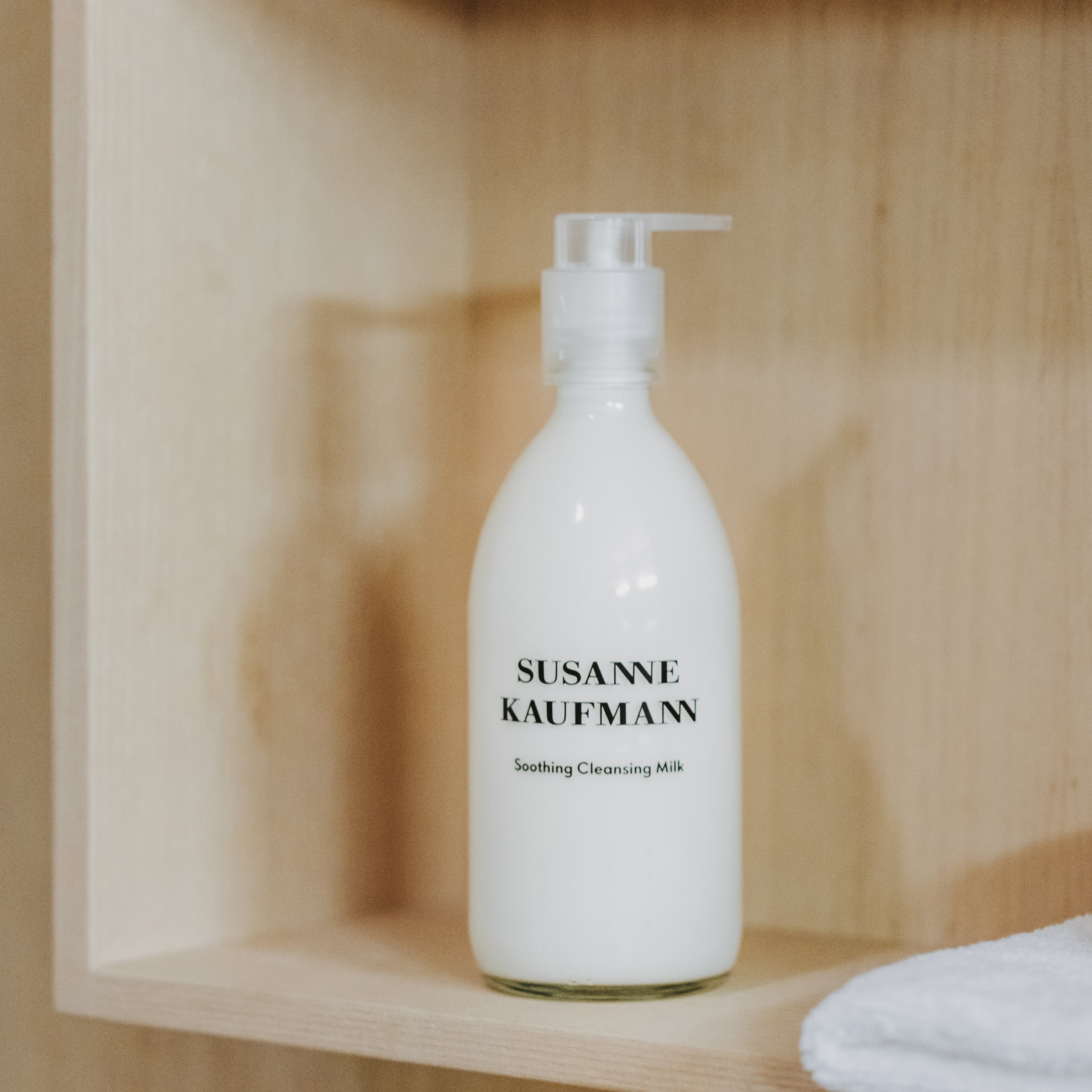 Soothing Cleansing Milk