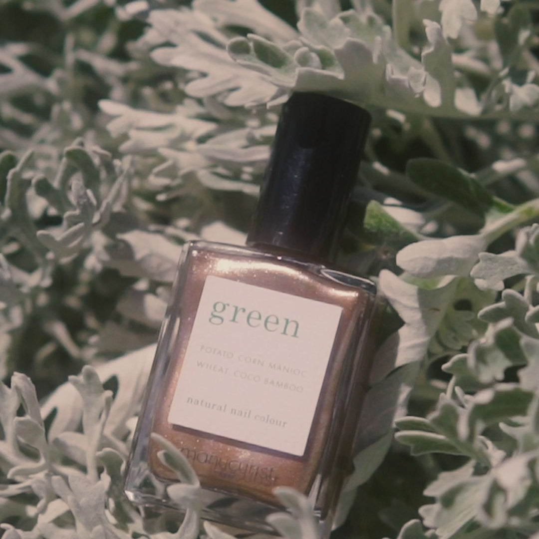 Načíst video: Green lak Bronzé